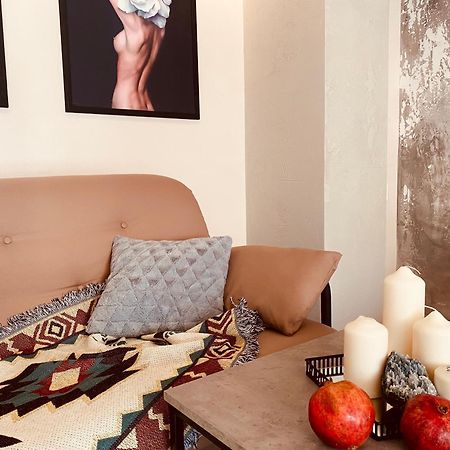 Studio Lux Loft On Victory Street In The City Center Винница Экстерьер фото