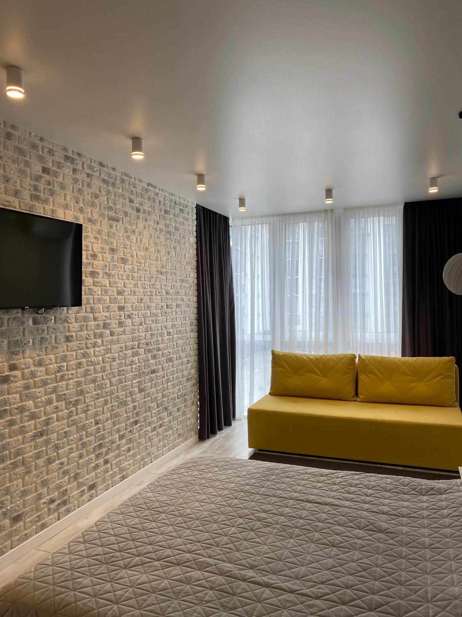 Studio Lux Loft On Victory Street In The City Center Винница Экстерьер фото