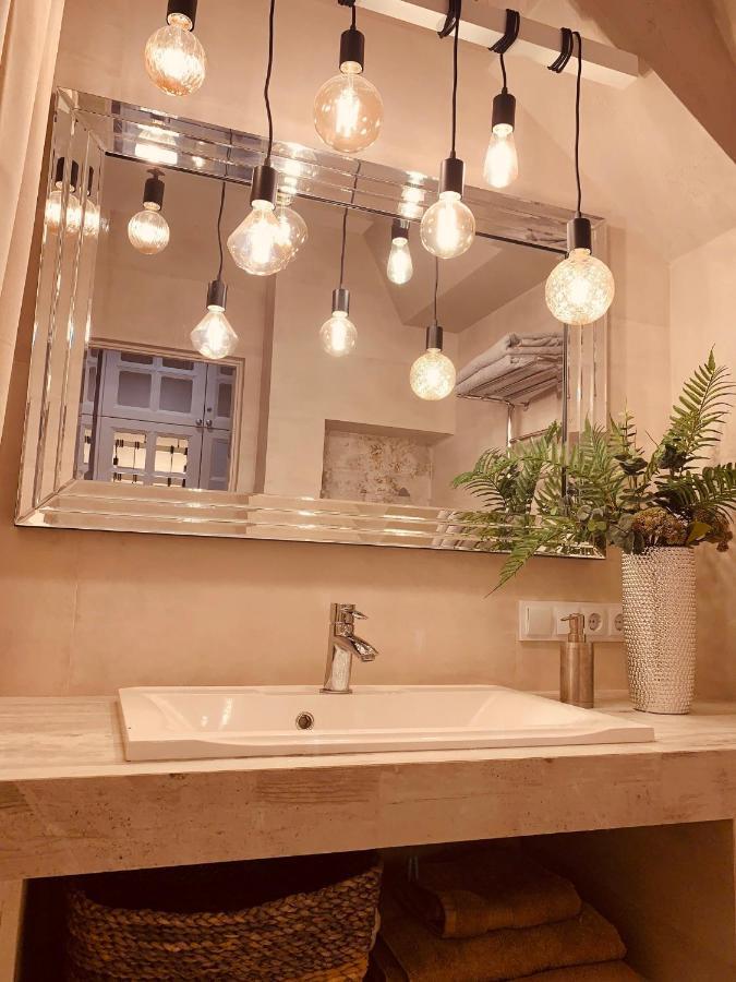 Studio Lux Loft On Victory Street In The City Center Винница Экстерьер фото