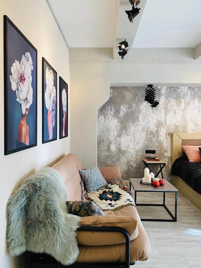 Studio Lux Loft On Victory Street In The City Center Винница Экстерьер фото